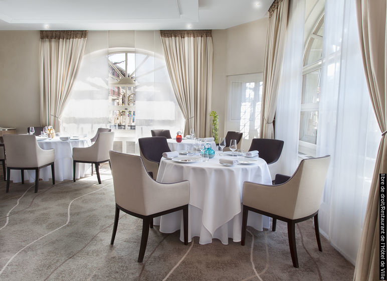 位於克里西耶的 Restaurant de l'Hôtel de Ville,維持了米芝蓮三星的殊榮 (圖片:libre de droit/ Restaurant de l'Hôtel de Ville)
