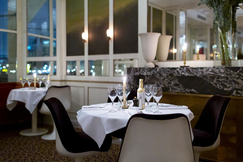 Loulou 107 Rue De Rivoli 75001 Paris Loulou - Un restaurant du Guide MICHELIN - Paris
