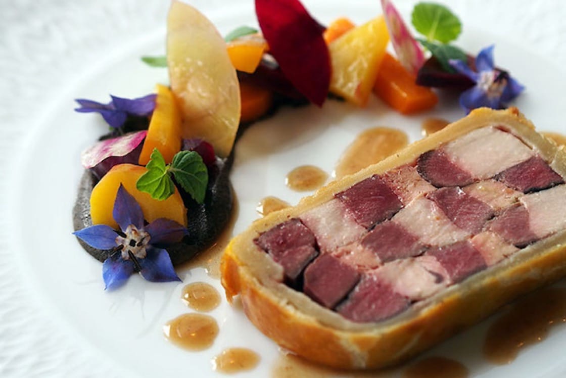 Mallard, hen pheasant and wood pigeon in pastry. (Photo courtesy of Le39V.)