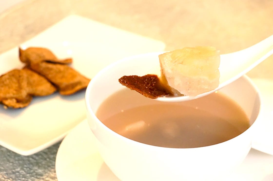 Mud carp and arrowroot soup seasoned with 15-year-old mandarin peel — the latter’s wonderful aroma penetrates every sip. (Pic: Ada Au)