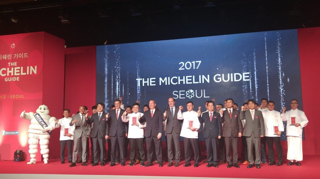 Michael Ellis and the Michelin star honorees at the Michelin Guide Seoul 2017 launch ceremony