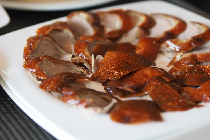 Sliced Peking duck (Photo: Chen Jingyi) 