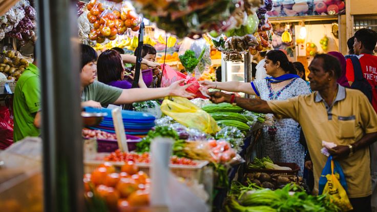 ตลาดสดในย่านลิตเติลอินเดียในสิงคโปร์ (© Shutterstock)