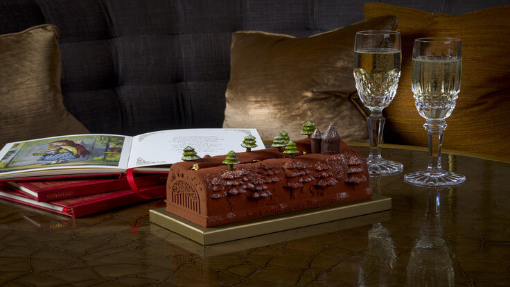 La bûche de Matthieu Carlin à l'Écrin (Hôtel de Crillon) © Philippe Vaures