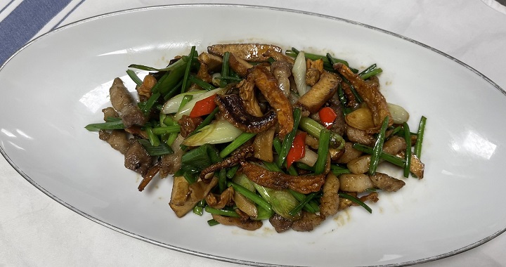 Spicy Stir-fry is one of the secret dishes found in one-MICHELIN-Starred Mipon. (Photo: Mipon)