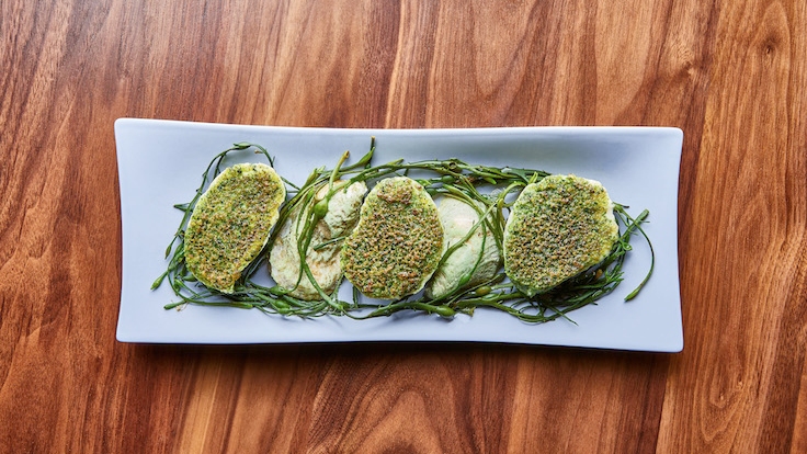 Le Pavillon's Huitre Oyster "Vanderbilt"; an ode to the restaurant's location. (Photo: Thomas Schauer)