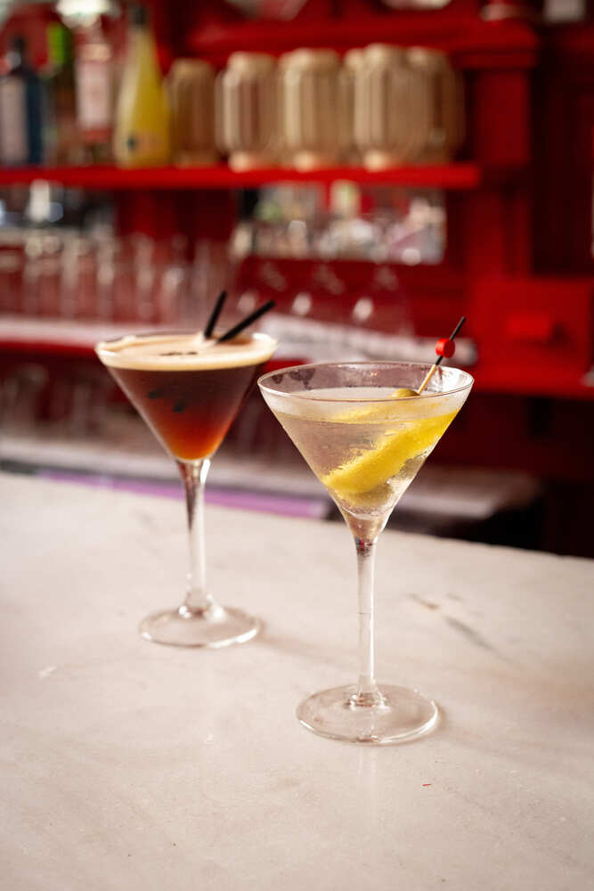 La carta del Bar Rosso ofrece selectos cócteles clásicos y de autor, cervezas artesanas y licores especiales © Bar Rosso