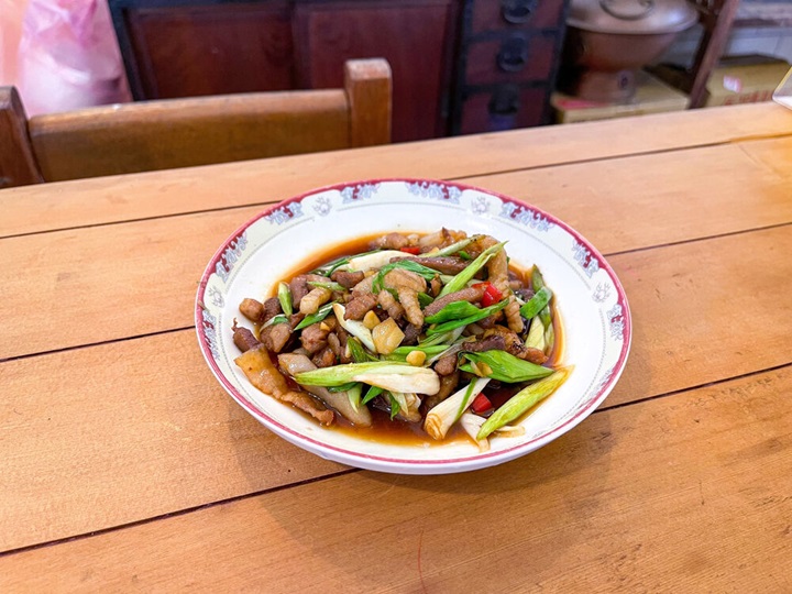 高雄米其林入選餐廳長生 29 依據每日採買食材變化菜色的無菜單料理。(©MICHELIN)