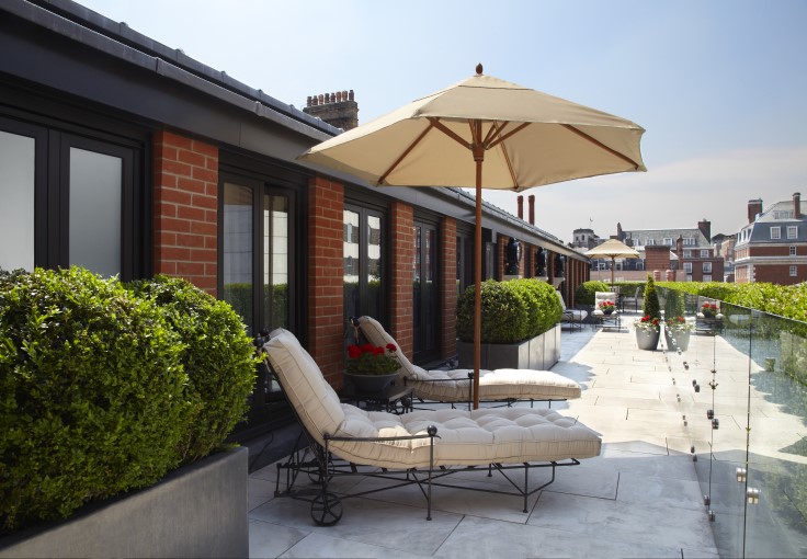 One of The Connaught's sun-drenched terraces. © The Connaught