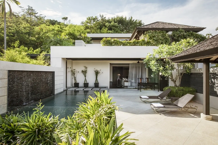 According to our Inspectors, the villas at The Pavilions, Phuket are sublime — featuring plunge pools, canopy beds, and spacious soaking tubs. (© The Pavilions, Phuket )