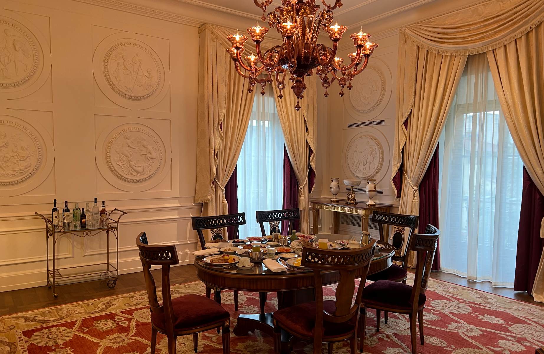 Colazione alla Presidential Suite del Four Seasons © Matteo Morichini