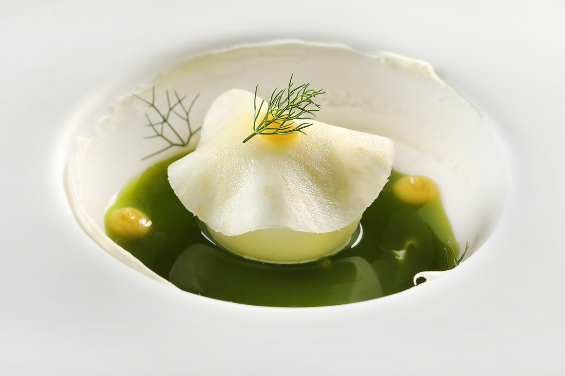 Ravioli de manzana y celeri, una propuesta fresca de Cocina Hermanos Torres © Jordi Play/Cocina Hermanos Torres