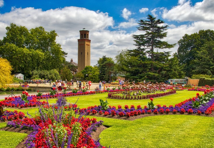 The dazzling summer blooms at Kew Gardens. ©tupungato/iStock