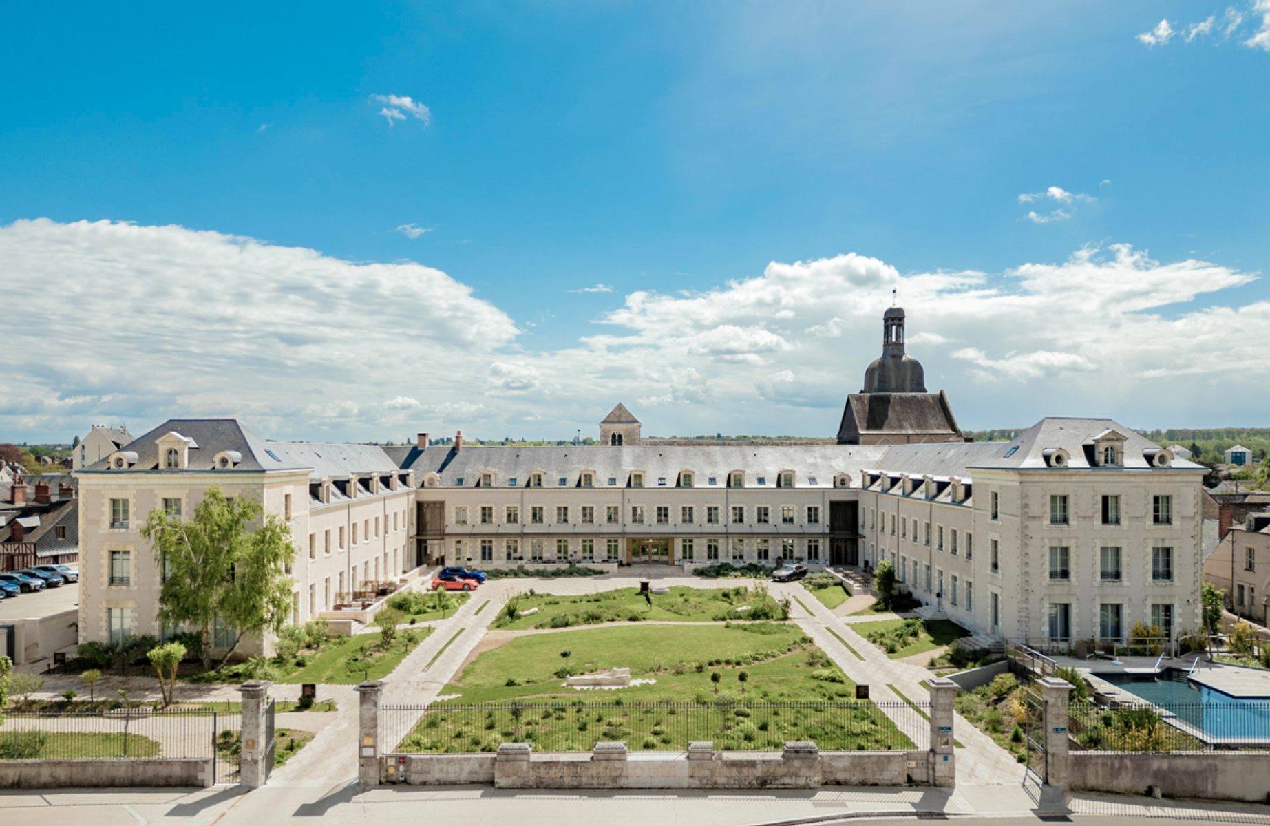 A former royal palace in the historic city of Blois, transformed into a hotel by designer and architect Caroline Tissier. © Fleur de Loire Hotel, Spa & Restaurants