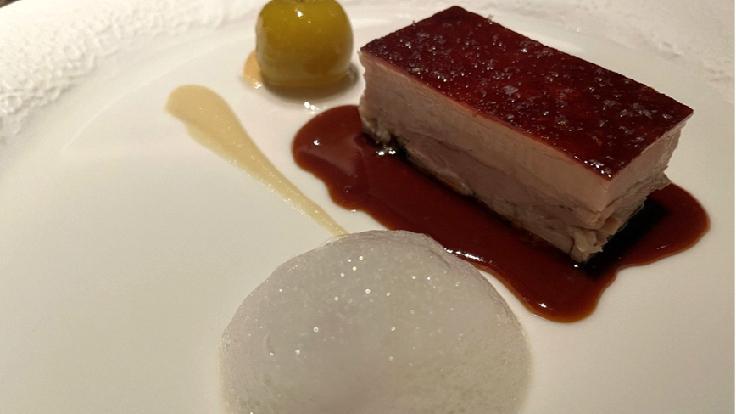 Sugarra's Cochinillo (Suckling Pork Belly) (Photo: MICHELIN)