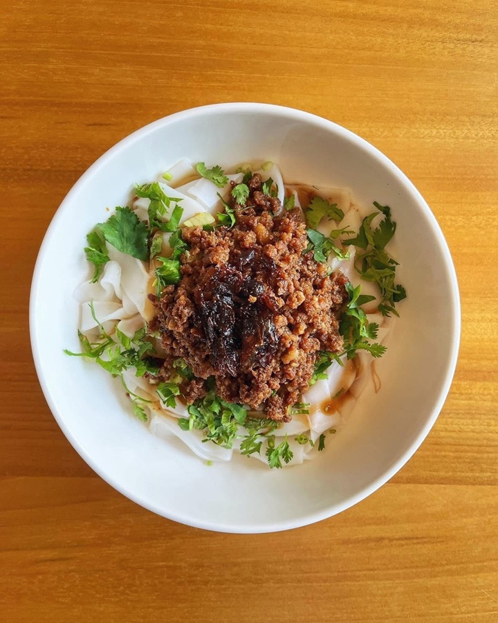 春嬌粄條 rice flat noodles Bebu.jpg
