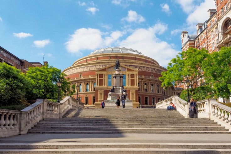 Steps leading up to the stunning architecture of the Royal Albert Hall. © claudiodivizia/iStock