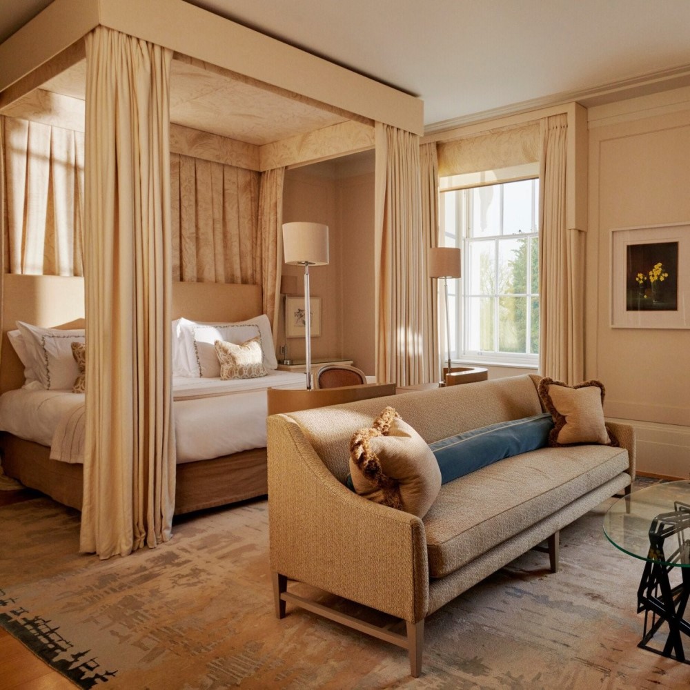 One of the hotel's elegantly appointed bedrooms  (© Coworth Park, Dorchester Collection)