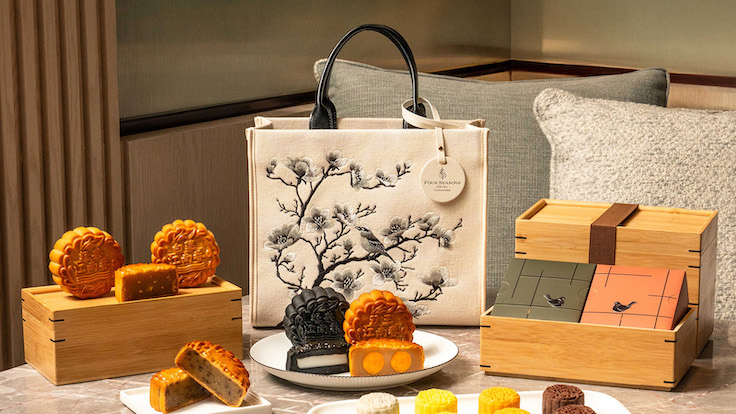 Dubai-inspired Kunafa Pistachio Chocolate mooncakes from Jiang-Nan Chun