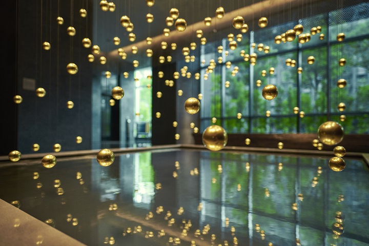Impressive installation by the celebrated German art collective Art+Com at the lobby of THE AMNIS, a Luxury Collection Hotel.