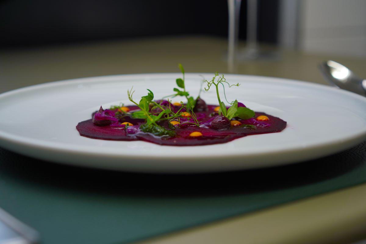 Beetroot Starter at HAUSBAR Vienna © Lisa Oberscheider