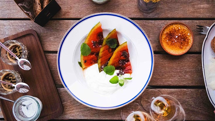 Wassermelonen-Dessert im Esszimmer © Andy Brüstl