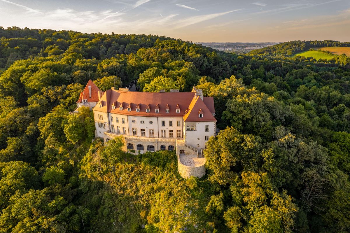 Zinar Castle