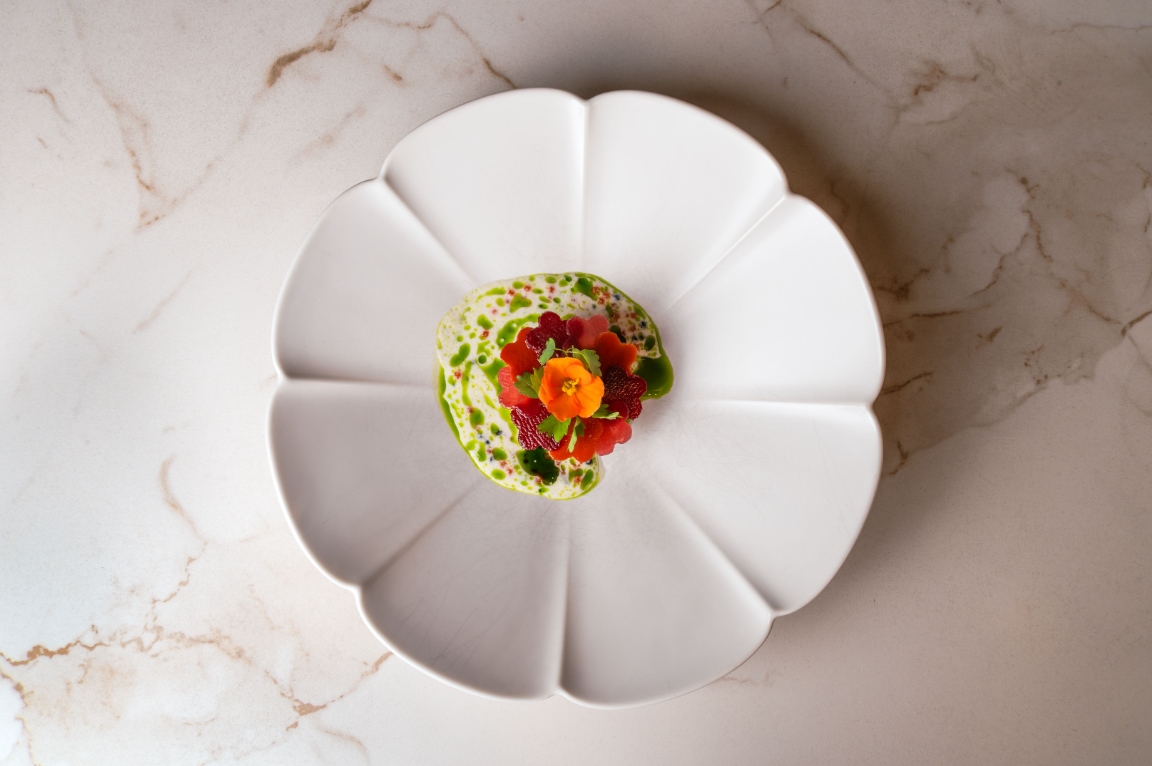 La cocina de Blossom prioriza el respeto por los productos de la tierra y el mar, con gran precisión técnica. © GOMA / Blossom/Blossom Patagonia