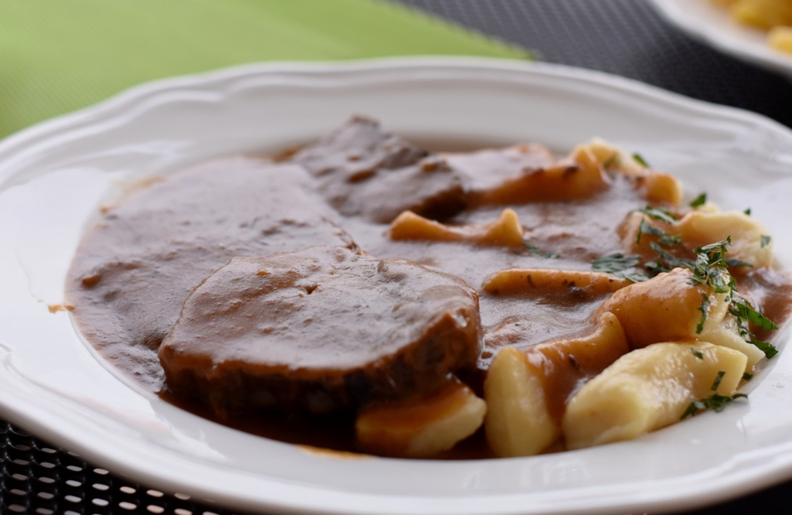 Pašticada - Sanja Cokolic/iStock