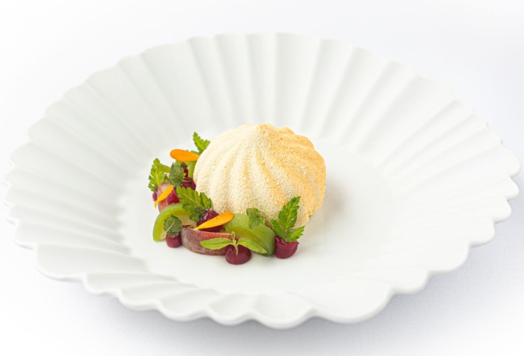 The light, well-balanced saffron and sauternes parfait. © Restaurant Gordon Ramsay