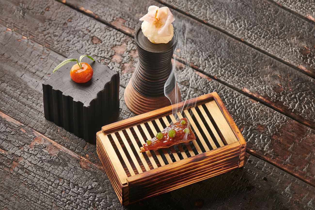 Los sugerentes entrantes de Ancestral, a cargo de los cocineros Víctor Infantes y Saúl González. © Peter Marconi/Ancestral 