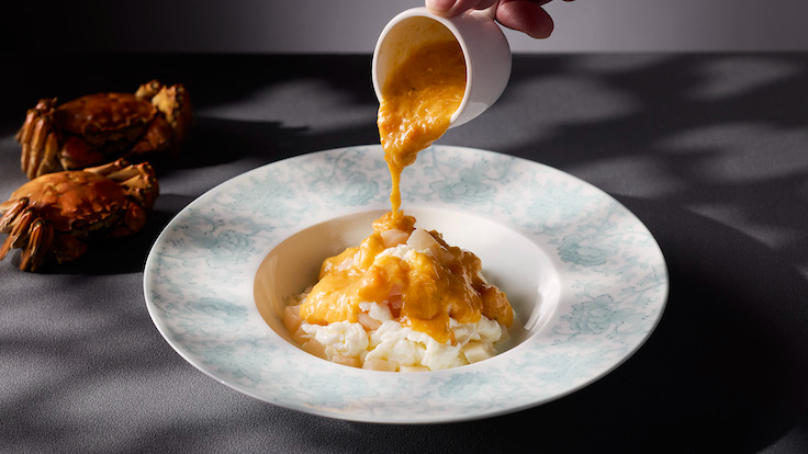 Shang Palace's Sautéed Egg White and Scallop with Hairy Crab Roe Sauce (©Shang Palace)