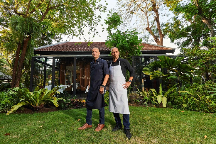 The Sühring brothers at their newly-minted Three MICHELIN Star restaurant in Bangkok. (© Sühring)