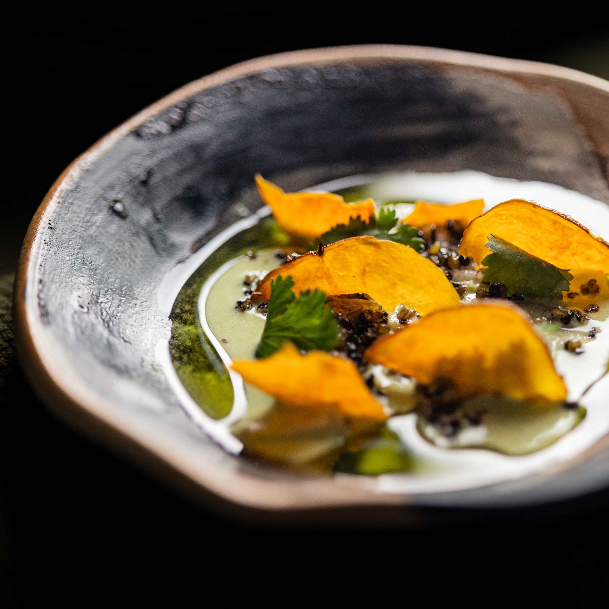 Tiradito de pargo, leche de tigre mallorquina y boniato: un plato del restaurante Terrae. © Flor Galarza - Terrae/Terrae