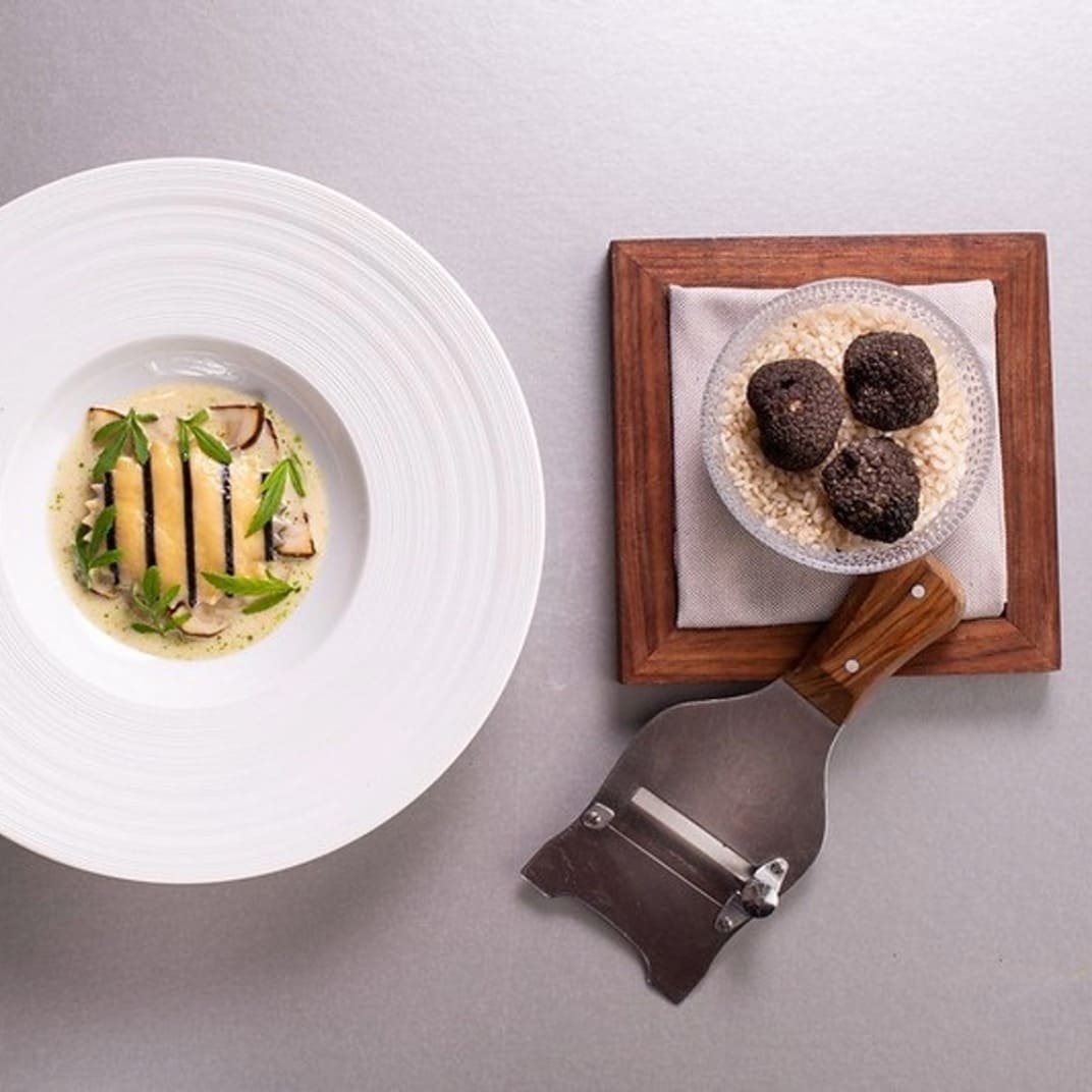 Raviolo au fromage de Cornouailles et truffe noire d'hiver © Mark Cleghorn - Olive Tree