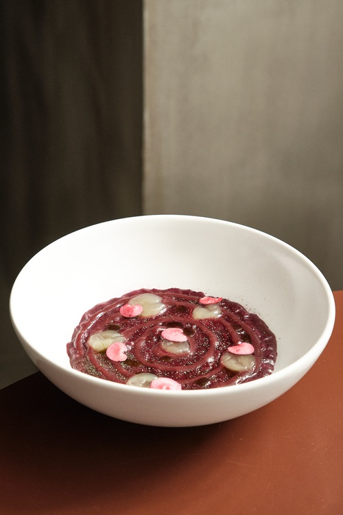 La Rei Natura by Michelangelo Mammoliti