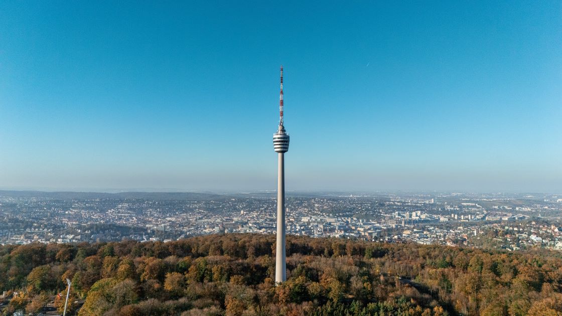 Fernsehturm im Wald von Stuttgart  © SMG/Sarah Schmidt