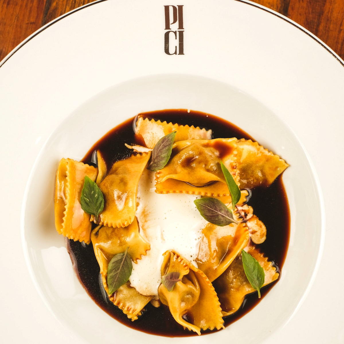 With dishes that reinterpret Italian traditions, Pici is a benchmark for generous cooking available to all. © Guiga Lessa/Pici Trattoria