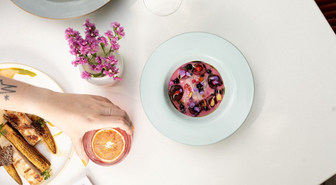 Dishes at Bib Gourmand awarded Restaurant Short Eatery & Bacery  © Lucie Mušková