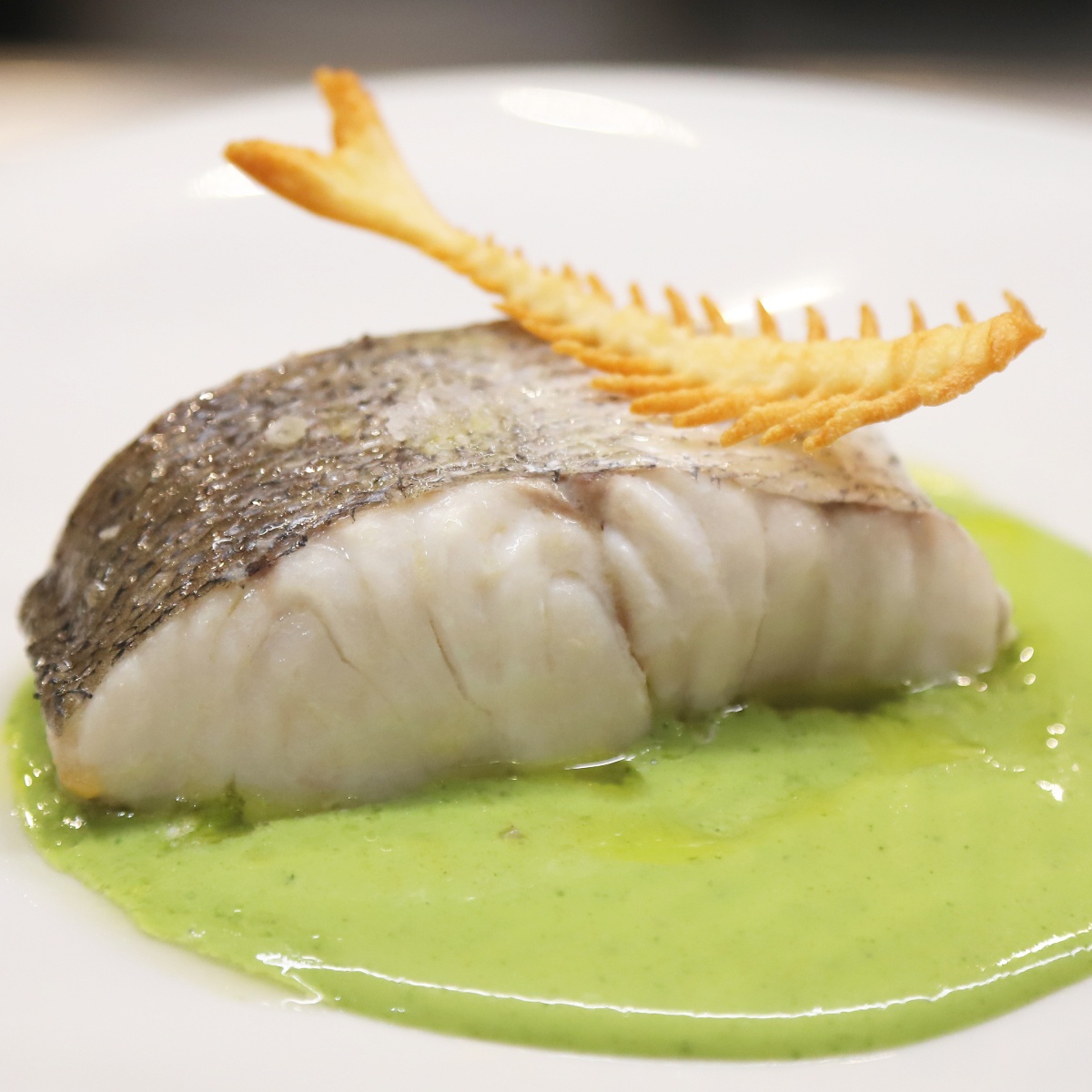 Merluza asada con jugo de jildas. © Fotos Rodríguez/Morro Tango