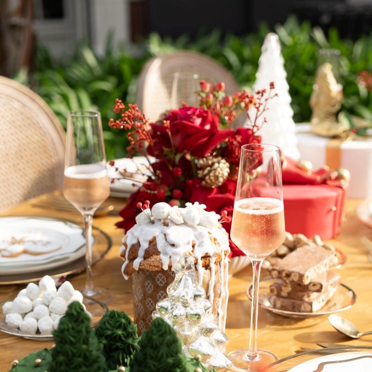 Elena restaurant at the Four Seasons Hotel Buenos Aires offers delicious aged meats roasted in a Josper oven. © Four Seasons Hotel Buenos Aires