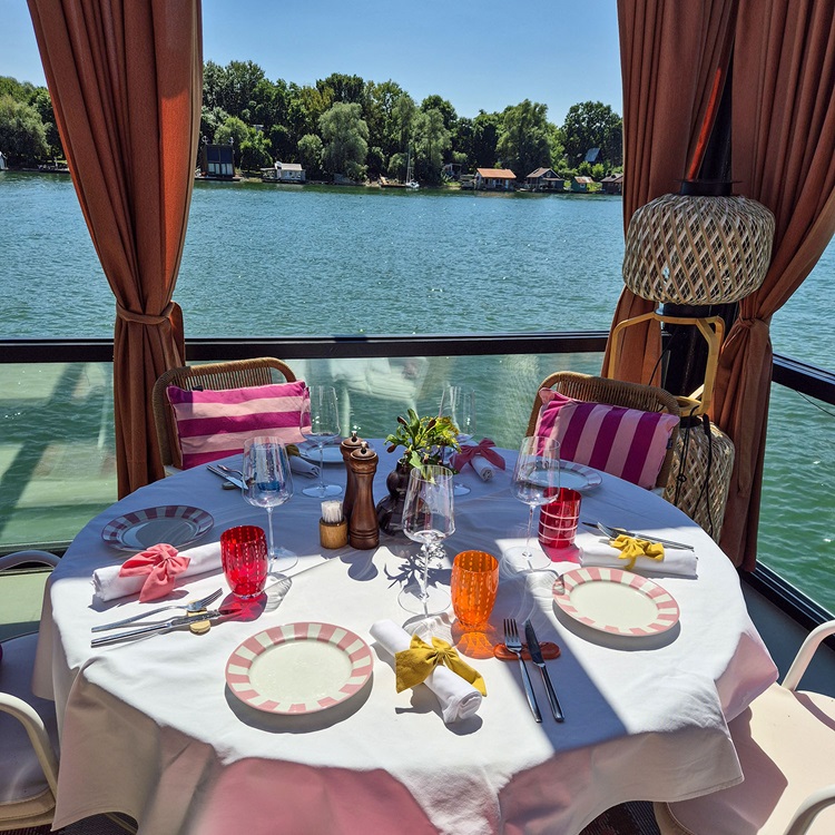 Aleksandar Truhar /Suvenir