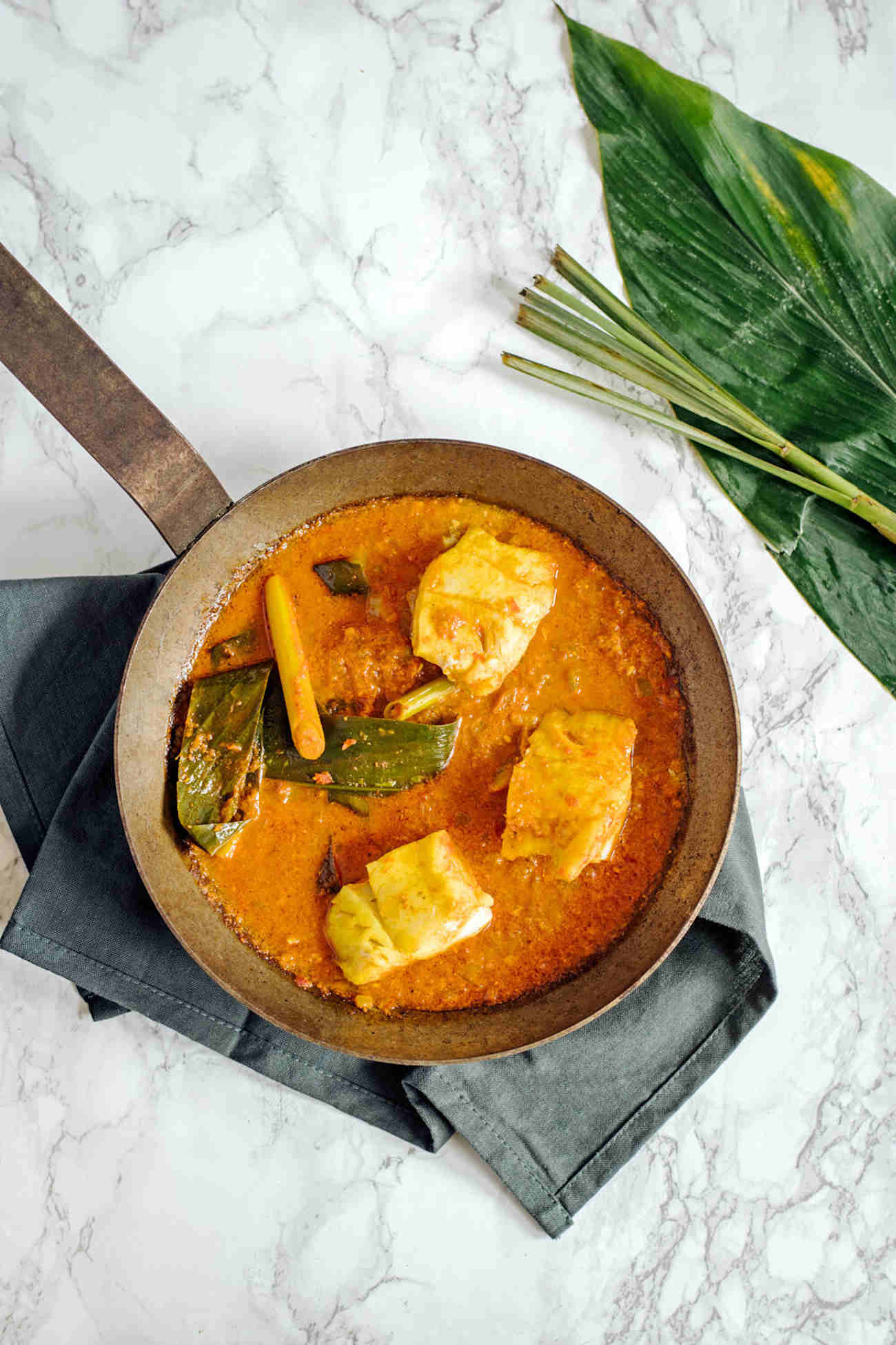 Bij Bib Gourmand Restaurant Blauw staat u een rijke Indonesische keuken te wachten. © Sarah Distel