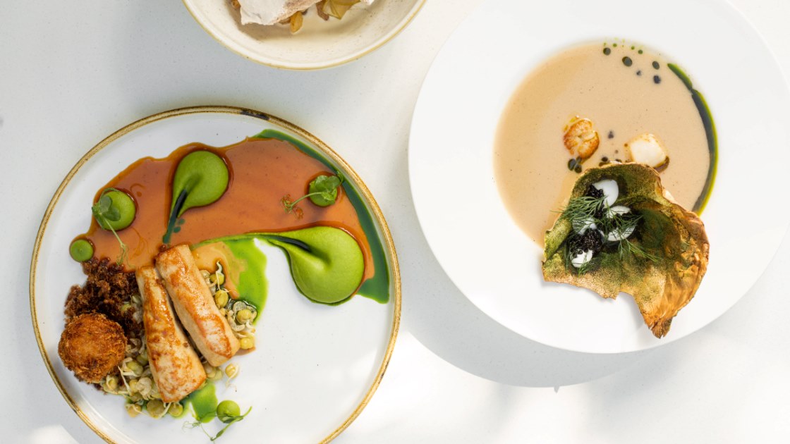 Variety of dishes at Bib Gourmand awarded restaurant Long Story Short Eatery & Bakery © Lucie Muskova