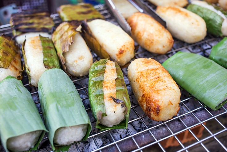 Give chuoi nep nuong a try. (© Shutterstock)