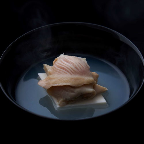 Shellfish clear soup © Myojaku