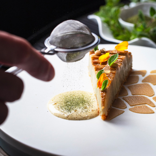Artichoke tart with coffee-marjoram emulsion © Matthieu Cellard/Cédric Burtin