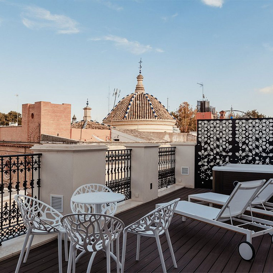 Hotel Vincci, where open-air terraces abound. © Hotel Vincci Selección Unuk GL