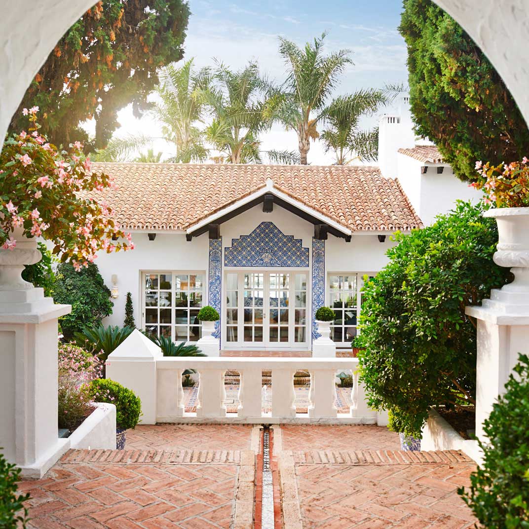 The Marbella Club Hotel is a long-storied institution by the Mediterranean. © Marbella Club Hotel