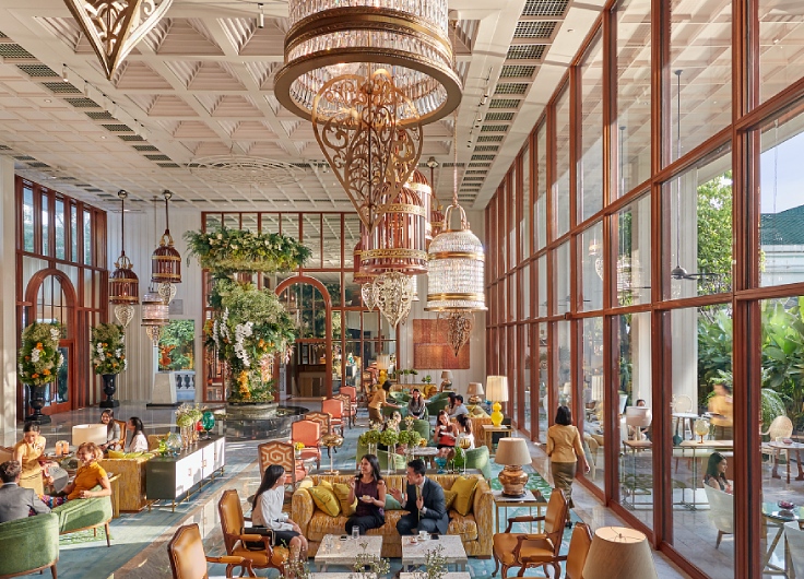 The iconic lobby of Mandarin Oriental, Bangkok. (© Mandarin Oriental, Bangkok)